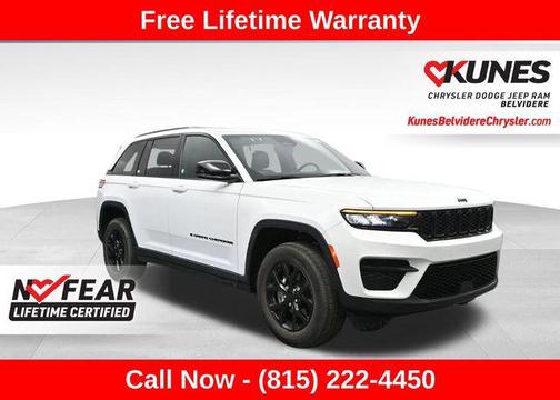 Bright White Clearcoat 2025 Jeep Grand Cherokee Altitude