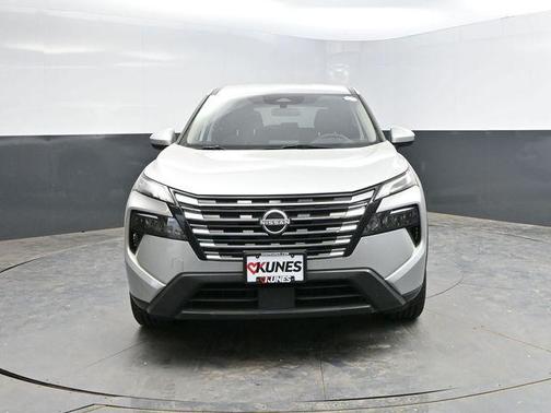Brilliant Silver Metallic 2025 Nissan Rogue SV