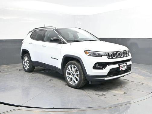 Bright White Clearcoat 2025 Jeep Compass Limited
