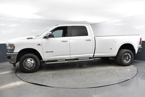 2019 RAM 3500 Big Horn Crew Cab 4x4 8' Box