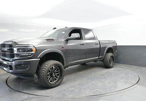 Granite Crystal Metallic Clearcoat 2020 RAM 2500 Laramie Crew Cab 4x4 6'4' Box