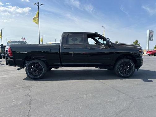 2025 RAM 2500 Big Horn Crew Cab 4x4 6'4' Box