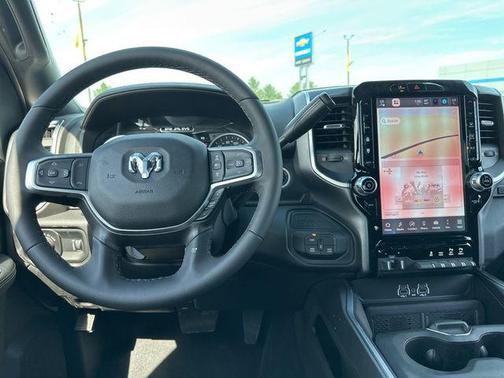 2025 RAM 2500 Big Horn Crew Cab 4x4 6'4' Box