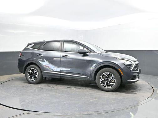 Gravity Gray 2025 Kia Sportage LX