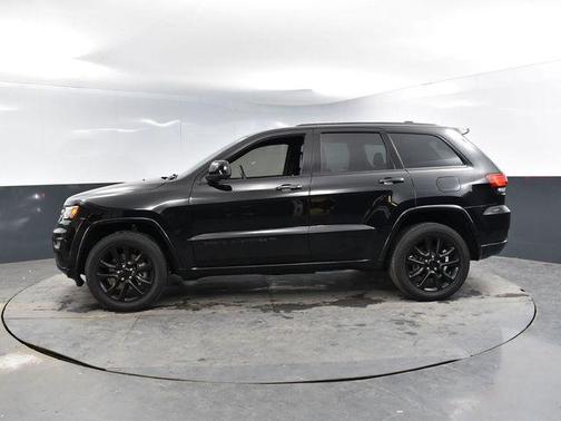 2022 Jeep Grand Cherokee Laredo