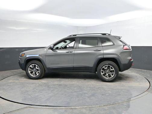 Sting-Gray Clearcoat 2019 Jeep Cherokee Trailhawk Elite