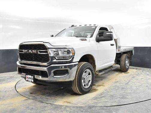 2024 RAM 2500 Tradesman Regular Cab 4x4 8' Box
