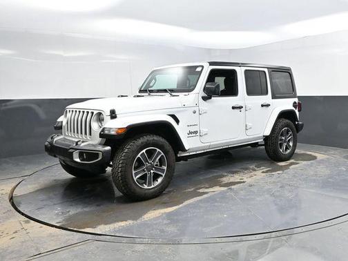 2023 Jeep Wrangler 4-Door Sahara 4x4