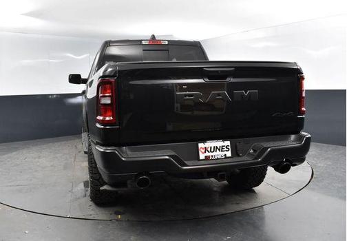 2025 RAM 1500 Warlock Crew Cab 4x4 5'7' Box