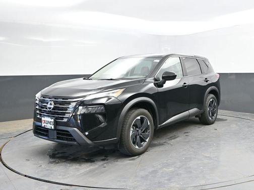 Super Black 2025 Nissan Rogue SV