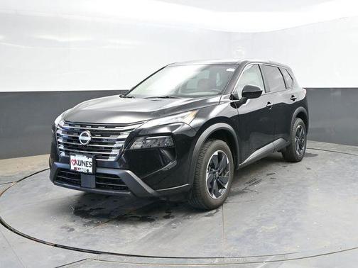 Super Black 2025 Nissan Rogue SV