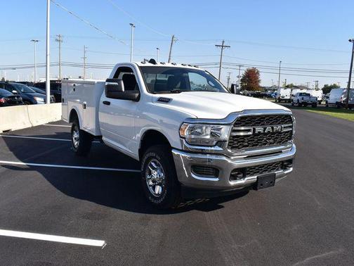 2024 RAM 2500 Tradesman Regular Cab 4x4 8' Box