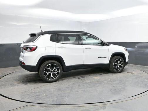 Bright White Clearcoat 2026 Jeep Compass Limited