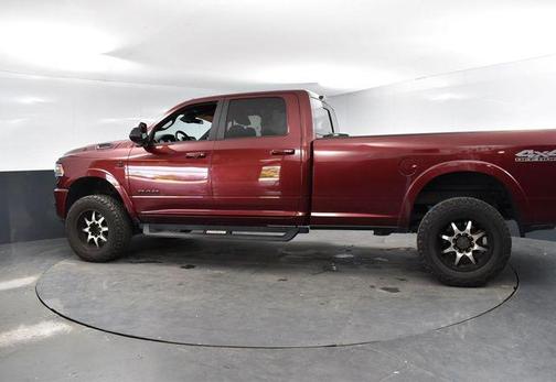2019 RAM 2500 Laramie Crew Cab 4x4 8' Box