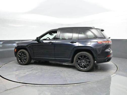 2024 Jeep Grand Cherokee Summit