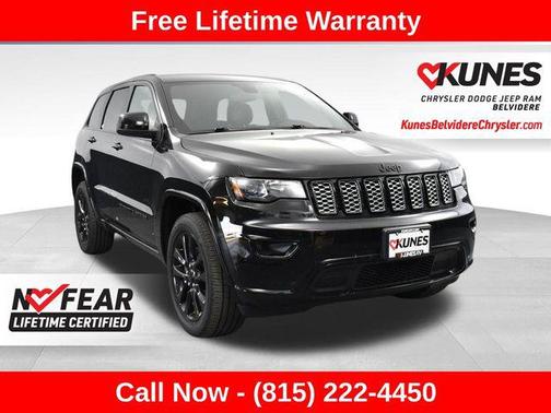 2022 Jeep Grand Cherokee Laredo