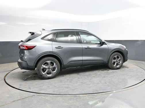 Carbonized Gray Metallic 2025 Ford Escape ST-Line
