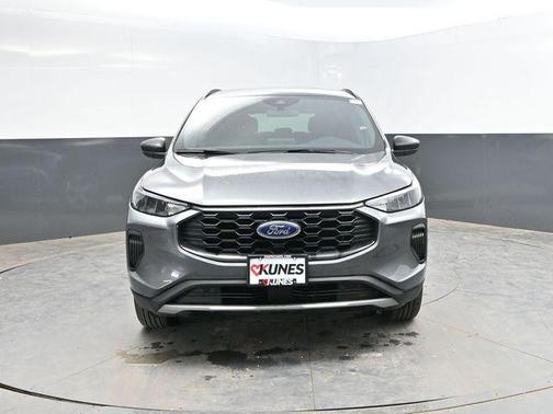 Carbonized Gray Metallic 2025 Ford Escape ST-Line