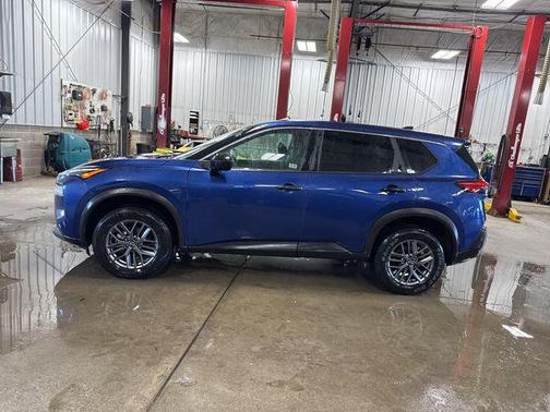 Caspian Blue Metallic 2023 Nissan Rogue S