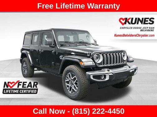 Black Clearcoat 2025 Jeep Wrangler 4-Door Sahara 4x4