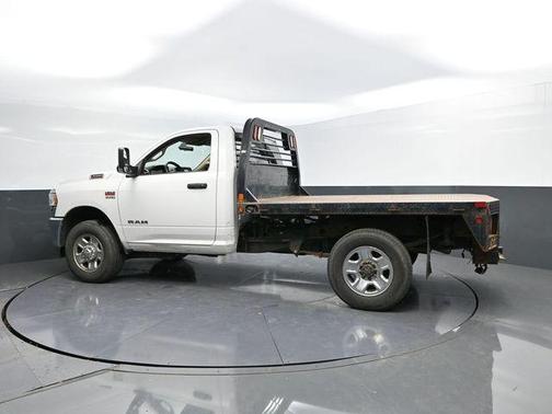 2019 RAM 3500 Tradesman Regular Cab 4x4 8' Box