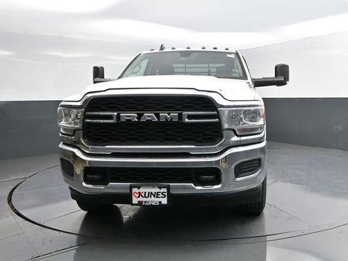 2019 RAM 3500 Tradesman Regular Cab 4x4 8' Box