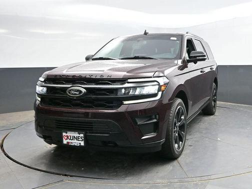 Jewel Red Metallic Tinted Clearcoat 2024 Ford Expedition Limited