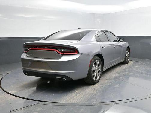 2015 Dodge Charger SE