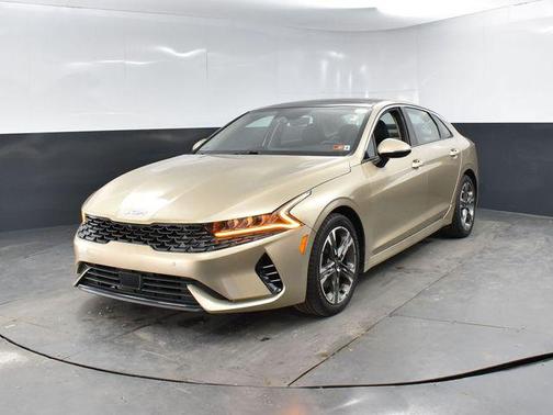 2022 Kia K5 EX