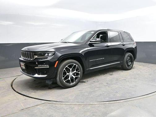 2023 Jeep Grand Cherokee Summit