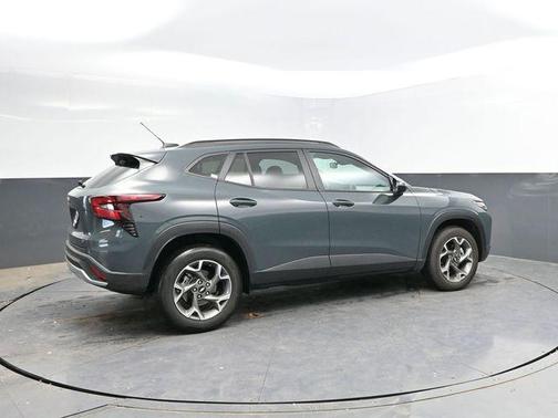 Cypress Gray 2025 Chevrolet Trax LT