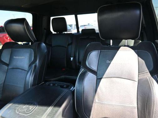 2019 RAM 3500 Laramie Crew Cab 4x4 8' Box