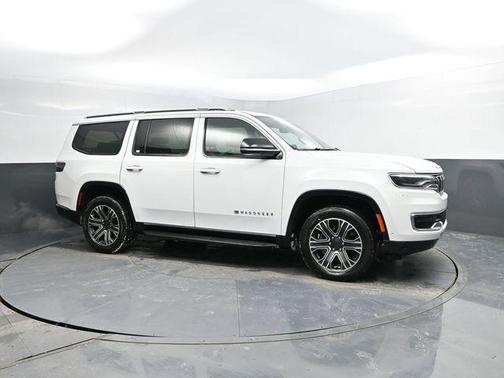Bright White Clearcoat 2024 Jeep Wagoneer Series II 4x4