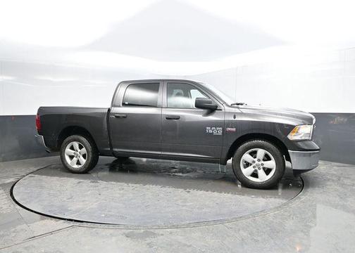 Granite Crystal Metallic Clearcoat 2023 RAM 1500 Classic SLT