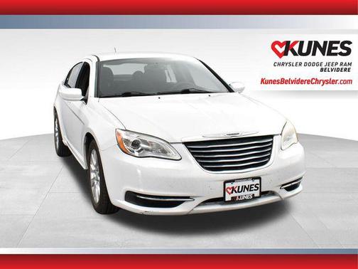 2013 Chrysler 200 LX