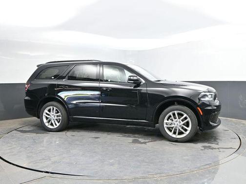 DB Black Crystal Clearcoat 2026 Dodge Durango GT Plus