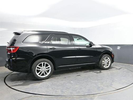 DB Black Crystal Clearcoat 2026 Dodge Durango GT Plus