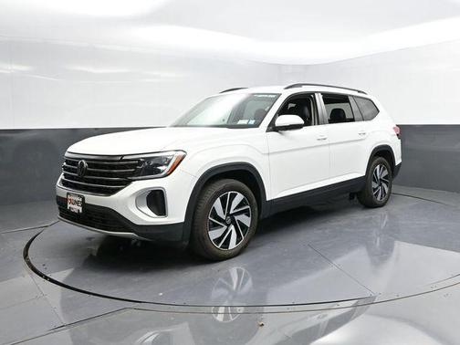 2024 Volkswagen Atlas 2.0T SE w/Technology 4MOTION