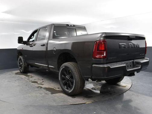 2025 RAM 2500 Big Horn Crew Cab 4x4 6'4' Box