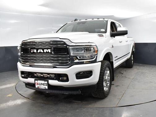 2021 RAM 2500 Limited Mega Cab 4x4 6'4' Box