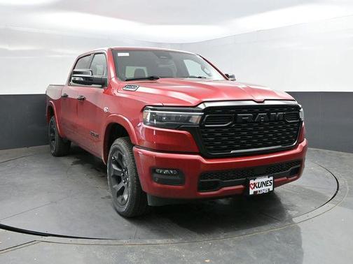 Molten Red Pearlcoat 2026 RAM 1500 Big Horn/Lone Star