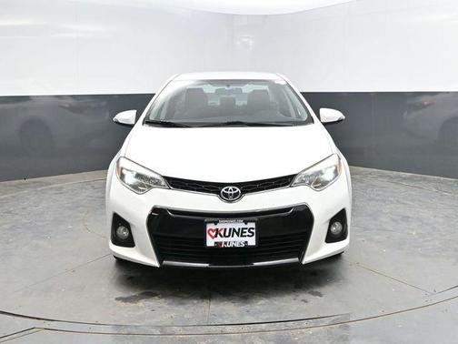 Super White 2016 Toyota Corolla L