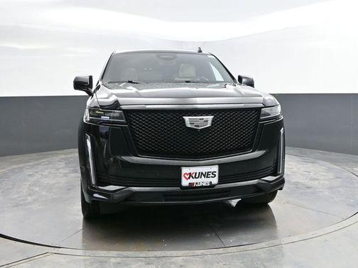 2022 Cadillac Escalade Sport