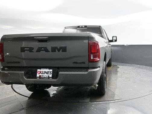 2026 RAM 3500 Laramie Crew Cab 4x4 8' Box
