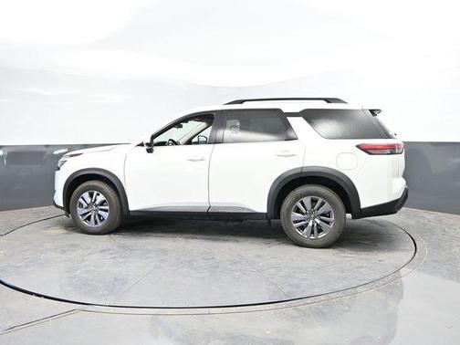 Glacier White 2025 Nissan Pathfinder SV 4WD
