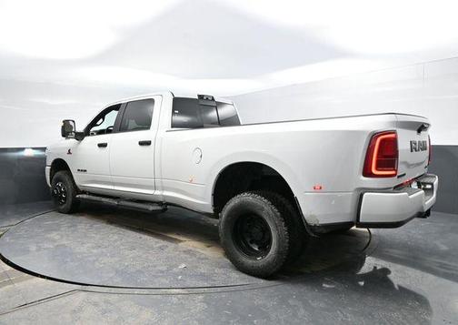2026 RAM 3500 Big Horn Crew Cab 4x4 8' Box