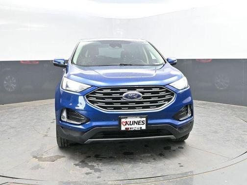 Blue Metallic 2021 Ford Edge Titanium