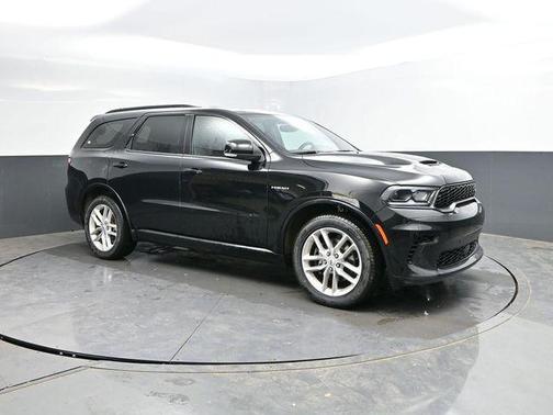 DB Black Crystal Clearcoat 2025 Dodge Durango R/T