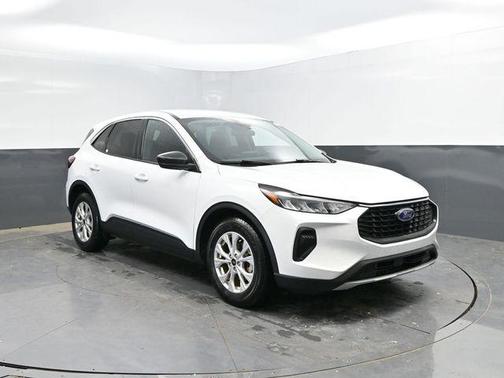 Oxford White 2023 Ford Escape Active