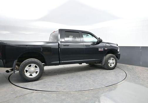 Brilliant Black Crystal Pearlcoat 2018 RAM 3500 Tradesman Crew Cab 4x4 6'4' Box
